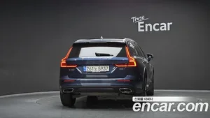 Volvo V60, 2021 — миниатюра 4
