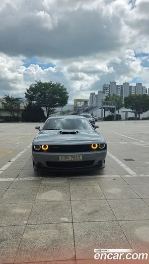 Dodge Challenger, 2021 — миниатюра 3