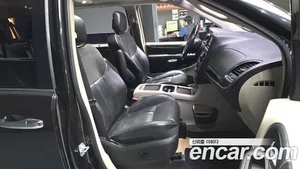 Chrysler Grand Voyager, 2016 — миниатюра 11