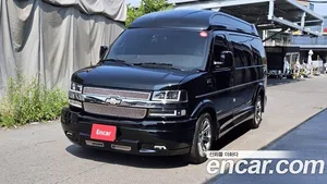Chevrolet Express Van, 2018 — миниатюра 1