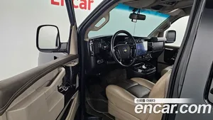 Chevrolet Express Van, 2018 — миниатюра 13