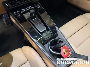 Porsche 911, 2020 — миниатюра 11