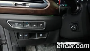 Genesis G90, 2018 — миниатюра 14