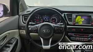 Kia Carnival, 2015 — миниатюра 14