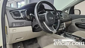 Kia Carnival, 2015 — миниатюра 17