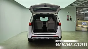 Kia Carnival, 2015 — миниатюра 20