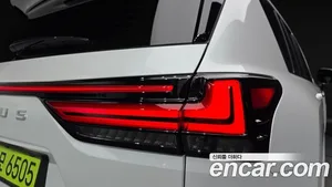 Lexus LX, 2025 — миниатюра 9