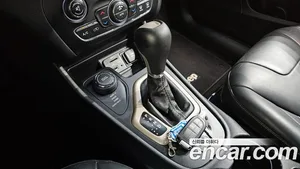Jeep Cherokee, 2015 — миниатюра 9