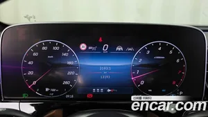 Mercedes-Benz E-Class, 2025 — миниатюра 8