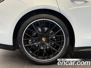 Porsche Panamera, 2023 — миниатюра 7