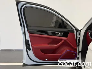 Porsche Panamera, 2023 — миниатюра 8