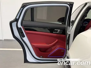 Porsche Panamera, 2023 — миниатюра 9
