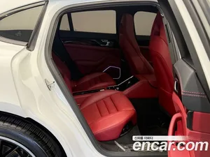 Porsche Panamera, 2023 — миниатюра 11