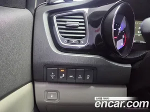 Kia Carnival, 2015 — миниатюра 19