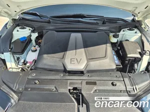 Kia EV6, 2022 — миниатюра 6