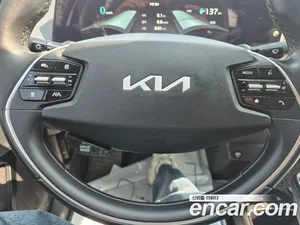 Kia EV6, 2022 — миниатюра 19