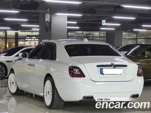 Rolls-Royce Ghost, 2021 — миниатюра 3