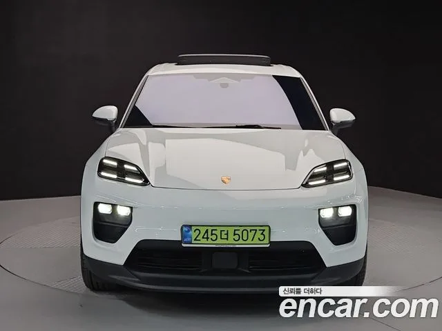 Porsche Macan, 2025 — фото автомобиля из Кореи