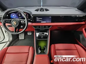 Porsche Macan, 2025 — миниатюра 7