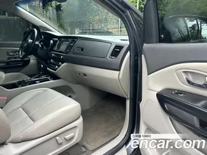 Kia Carnival, 2016 — миниатюра 8