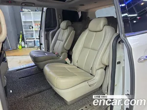 Kia Carnival, 2015 — миниатюра 17