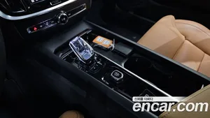 Volvo S60, 2024 — миниатюра 9