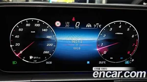Mercedes-Benz GLE-Class, 2025 — миниатюра 11