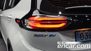 Chevrolet Bolt EV, 2023 — миниатюра 8