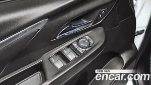 Chevrolet Bolt EV, 2023 — миниатюра 26