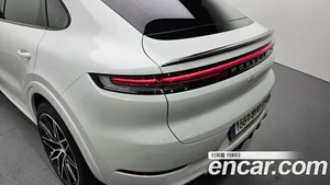 Porsche Cayenne, 2025 — миниатюра 9