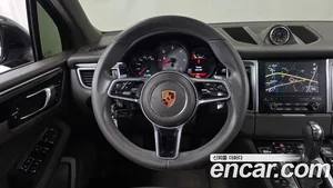Porsche Macan, 2016 — миниатюра 13