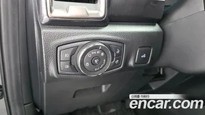 Ford Ranger, 2022 — миниатюра 16