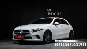 Mercedes-Benz A-Class, 2022 — миниатюра 1