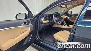 Genesis G70, 2023 — миниатюра 13