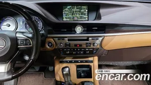 Lexus ES, 2017 — миниатюра 20