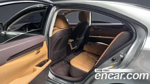Lexus ES, 2017 — миниатюра 16