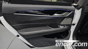 BMW Gran Turismo, 2023 — миниатюра 14