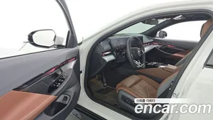 BMW 5-Series, 2025 — миниатюра 13
