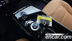 Kia EV6, 2023 — миниатюра 12