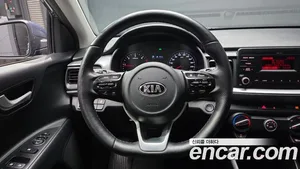 Kia Stonic, 2017 — миниатюра 18