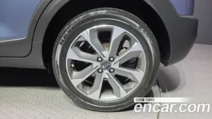 Kia Stonic, 2017 — миниатюра 6