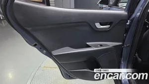 Kia Stonic, 2017 — миниатюра 14