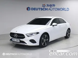 Mercedes-Benz A-Class, 2024 — миниатюра 1