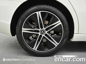Mercedes-Benz A-Class, 2024 — миниатюра 5