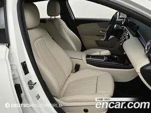 Mercedes-Benz A-Class, 2024 — миниатюра 10
