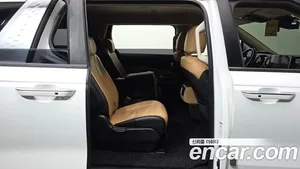 Kia Carnival, 2023 — миниатюра 18