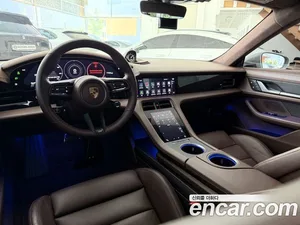 Porsche Taycan, 2022 — миниатюра 7