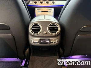 Mercedes-Benz E-Class, 2021 — миниатюра 19