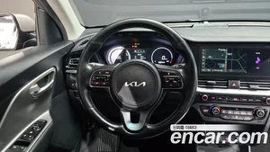 Kia Niro, 2022 — миниатюра 13