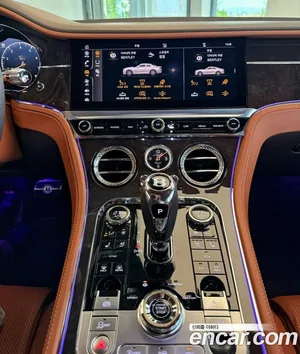 Bentley Continental, 2021 — миниатюра 6